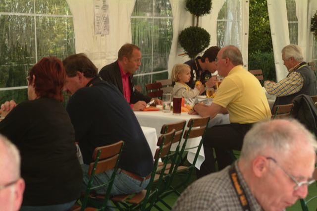 f1832-2006_6178.jpg